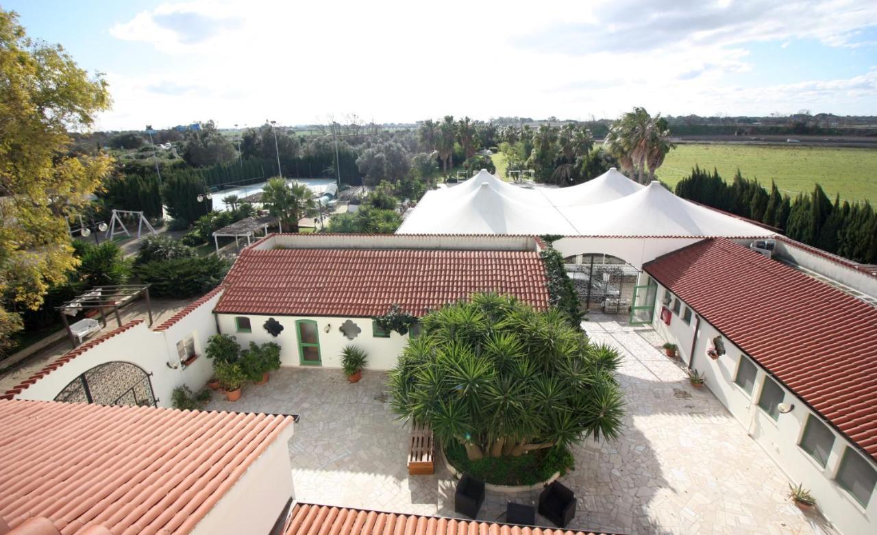 Hotel Masseria Marziale Brindisi Exterior foto